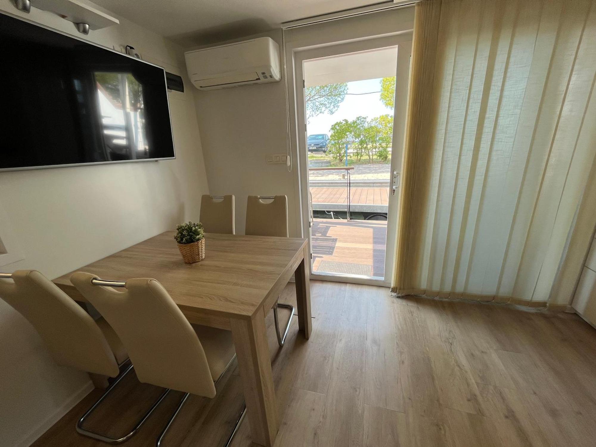 Marina Luxury Houseboat Lace Portoroz Exterior photo