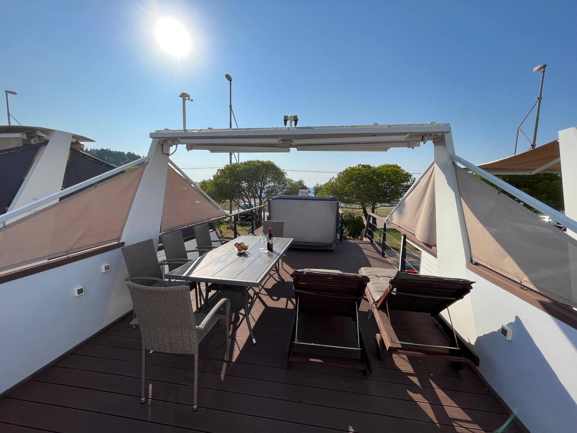 Marina Luxury Houseboat Lace Portoroz Exterior photo